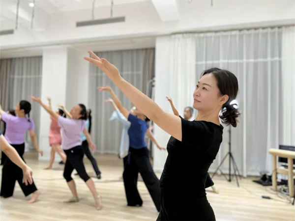 株洲市芦淞区胡露金点舞蹈艺术学校 (原露露舞蹈艺术学校),株洲舞蹈学校，株洲舞蹈培训，少儿舞蹈培训学校